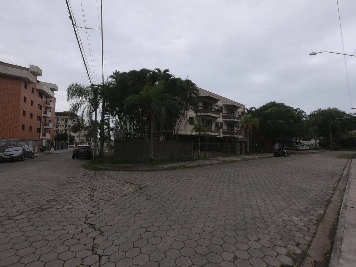 Apartmán Excelente Localizacao, 400 Metros Da Praia Ar Condicionado E Wi-Fi Ubatuba Exteriér fotografie